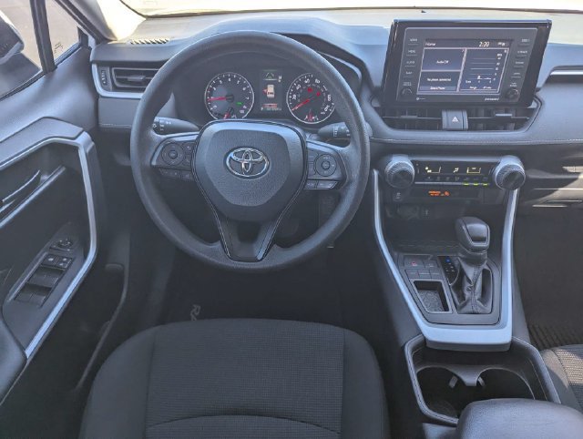 Certified 2020 Toyota RAV4 LE FWD image 17