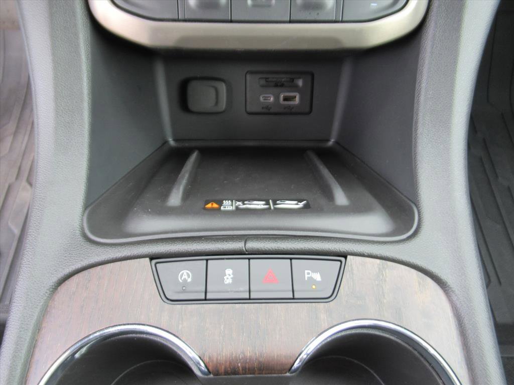 Used 2023 GMC Acadia Denali w/ Denali Ultimate Package image 24