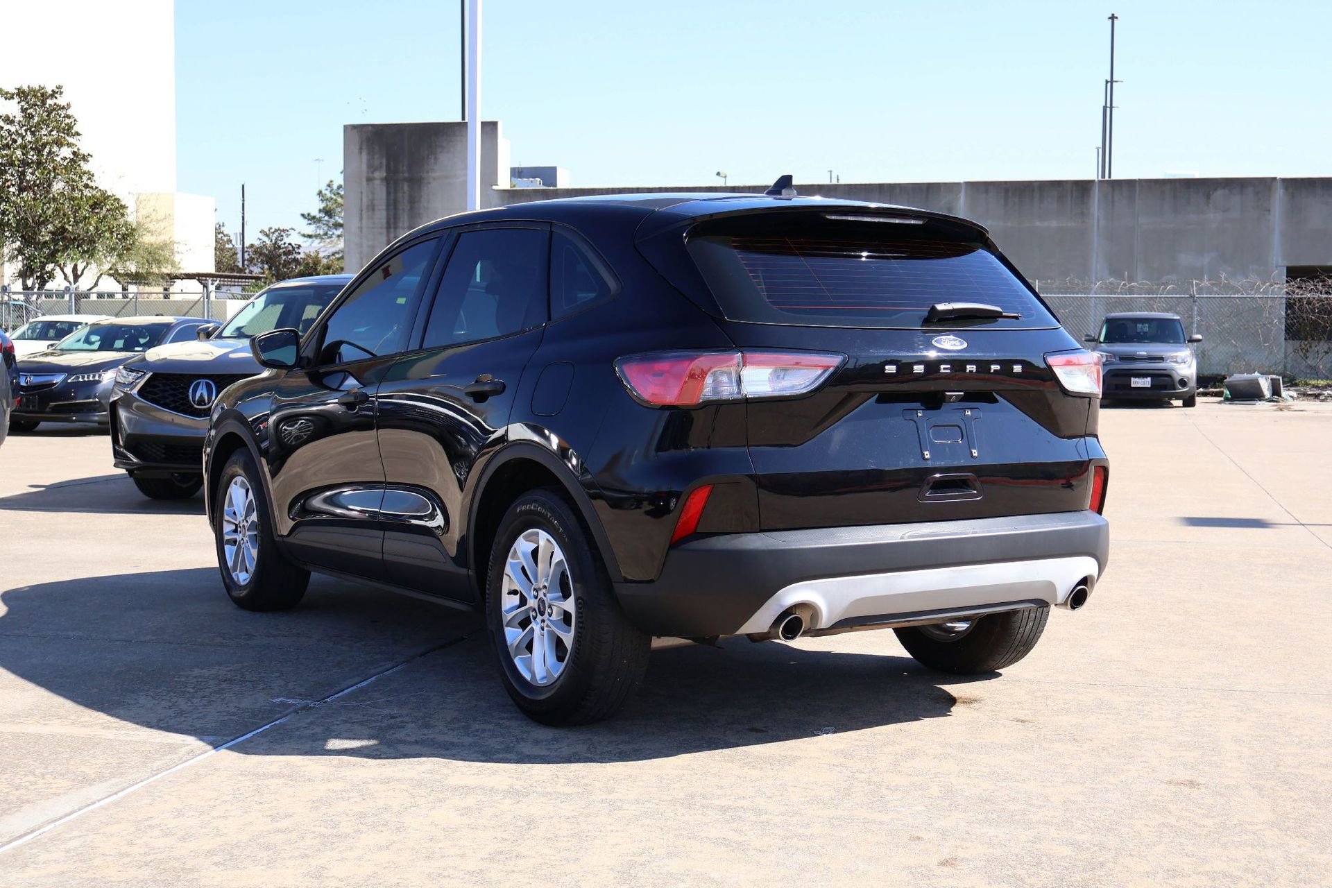 Used 2022 Ford Escape S image 4