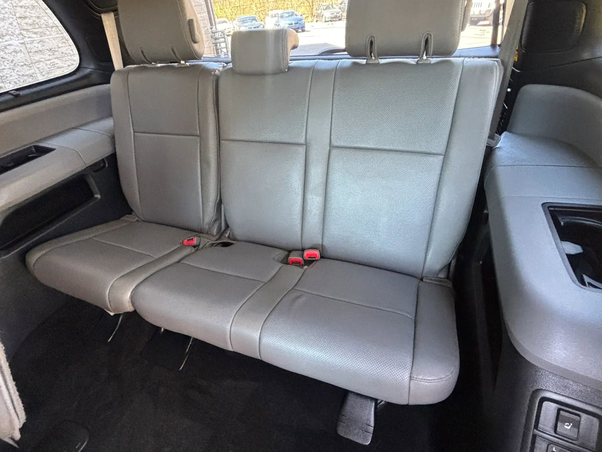 Used 2014 Toyota Sequoia Platinum AWD/4WD image 26