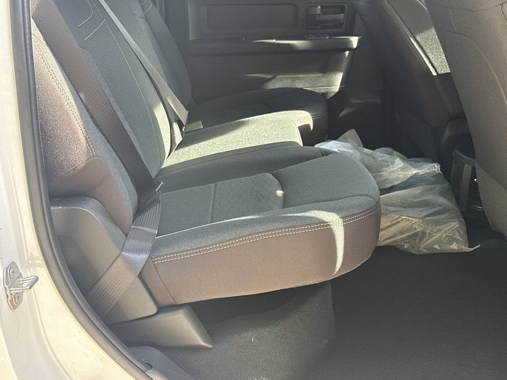 New 2026 RAM 3500 Tradesman AWD/4WD image 15
