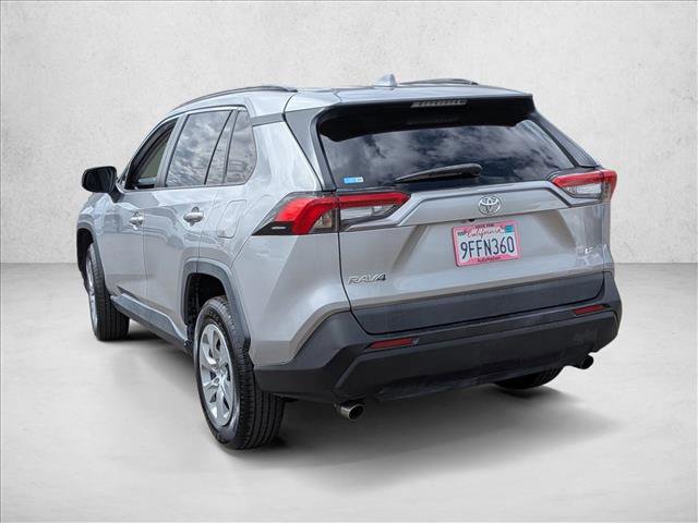 Used 2021 Toyota RAV4 LE FWD image 8