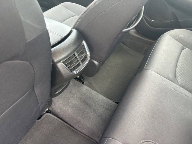 Used 2023 Chevrolet Malibu LT image 33