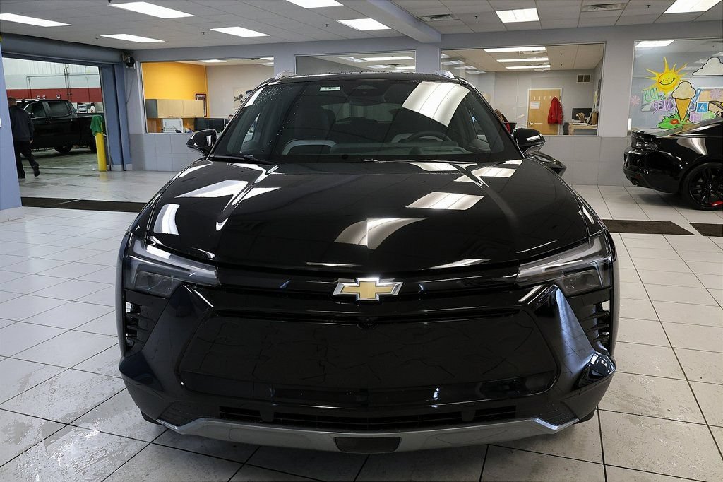 New 2026 Chevrolet Blazer EV LT FWD image 8