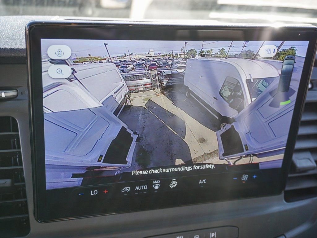 New 2024 Ford E-Transit 148 Medium Roof RWD image 23