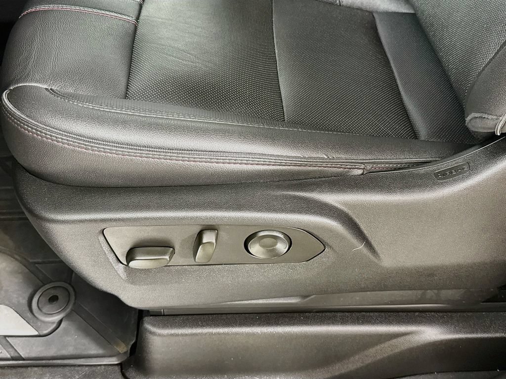 Used 2023 Chevrolet Tahoe RST AWD/4WD image 22