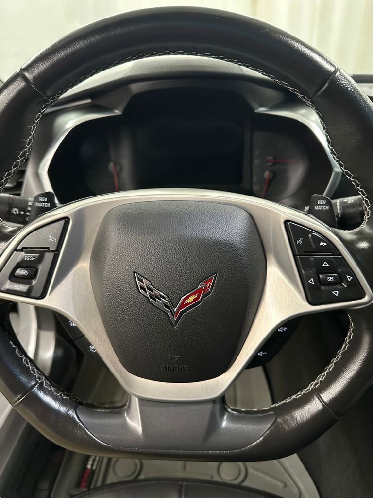 Used 2016 Chevrolet Corvette Stingray Coupe RWD image 16