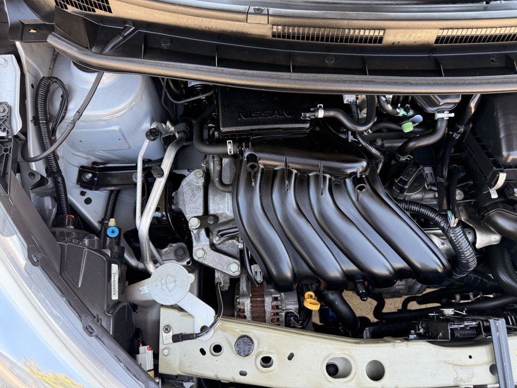 Used 2015 Nissan Versa Note FWD image 10