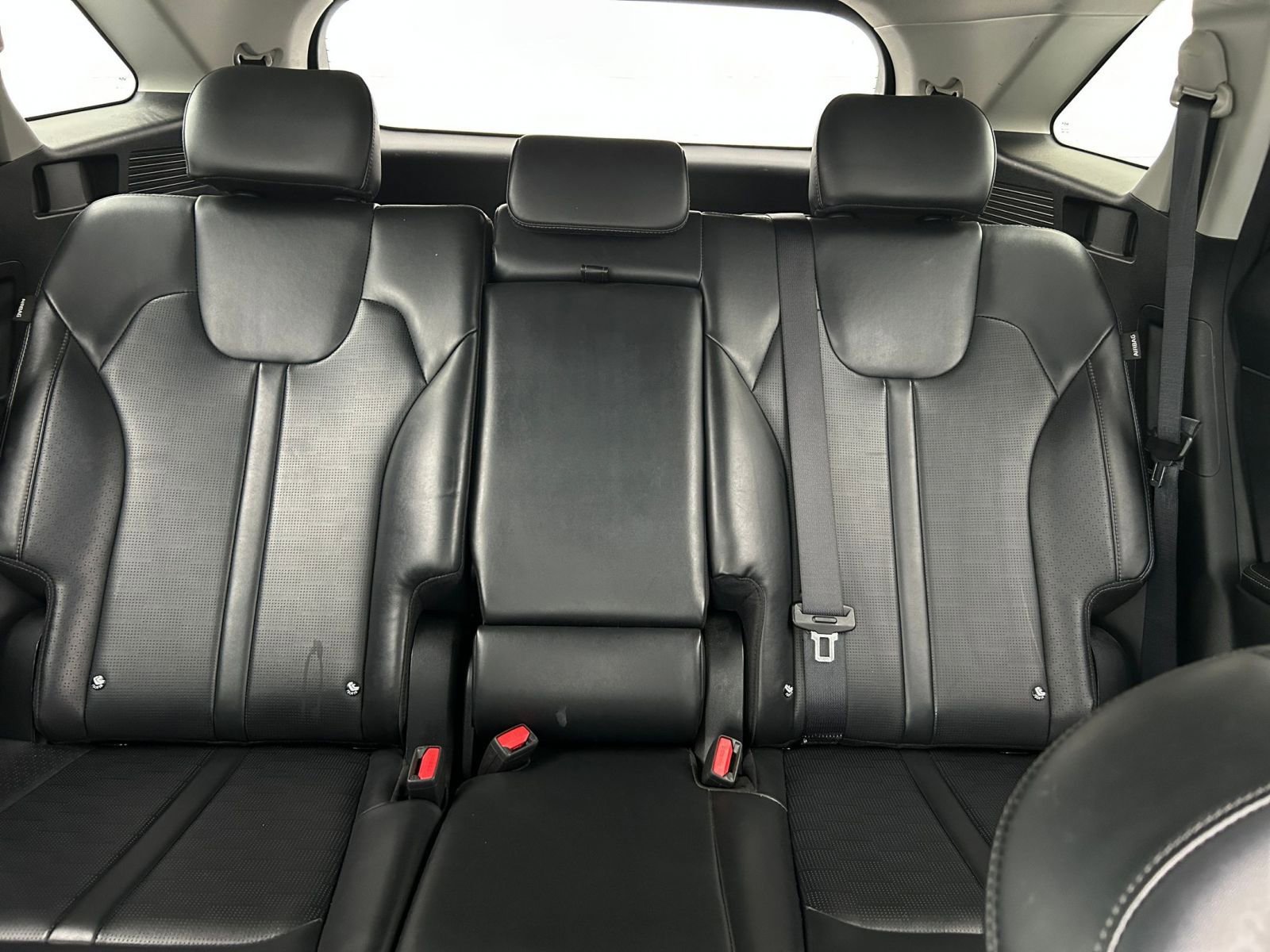 Used 2024 Kia Sorento S AWD/4WD image 34
