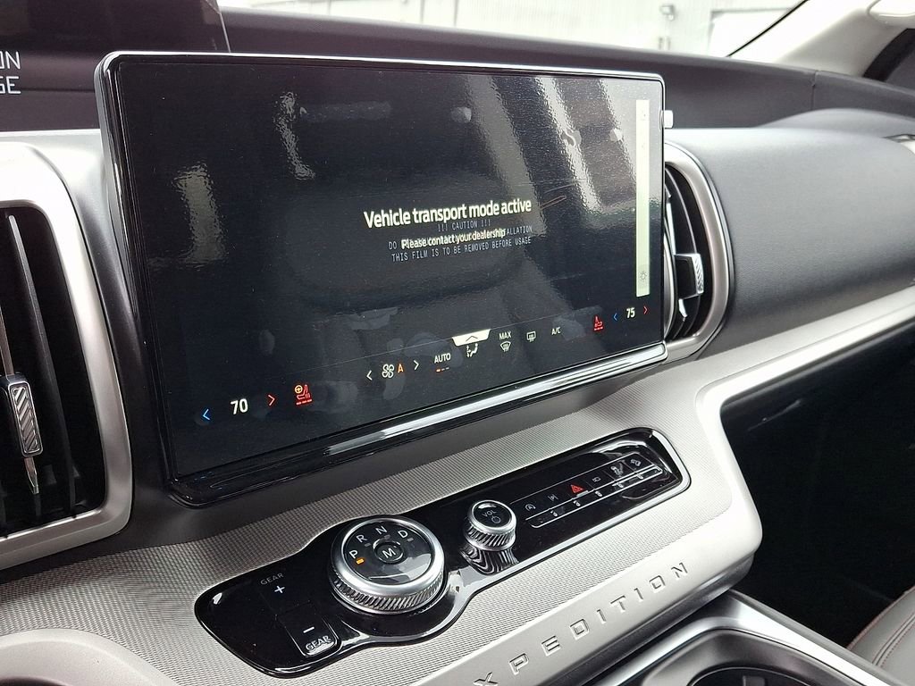 New 2025 Ford Expedition Max Active image 15