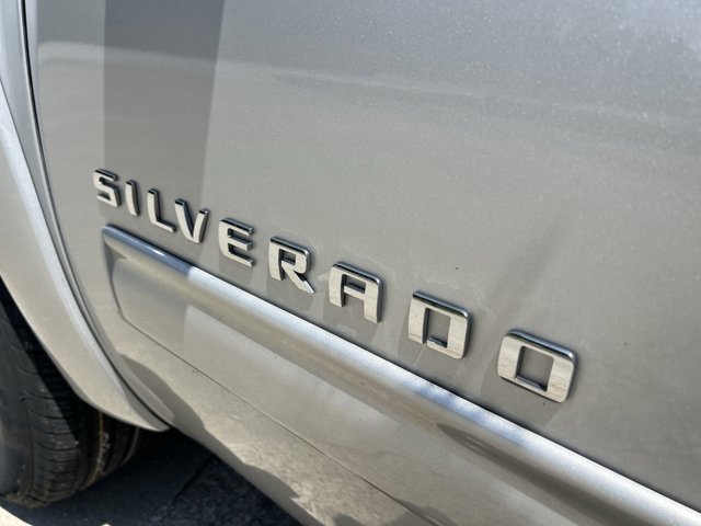 Used 2011 Chevrolet Silverado 1500 LT w/ Interior Plus Package AWD/4WD image 28