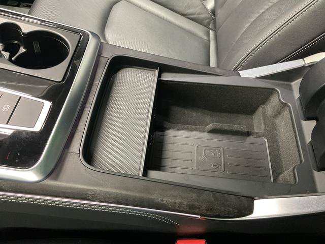Used 2023 Audi Q8 Premium Plus AWD/4WD image 27