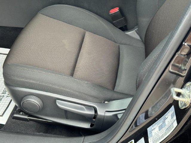 Used 2025 MAZDA MAZDA3 s FWD image 18