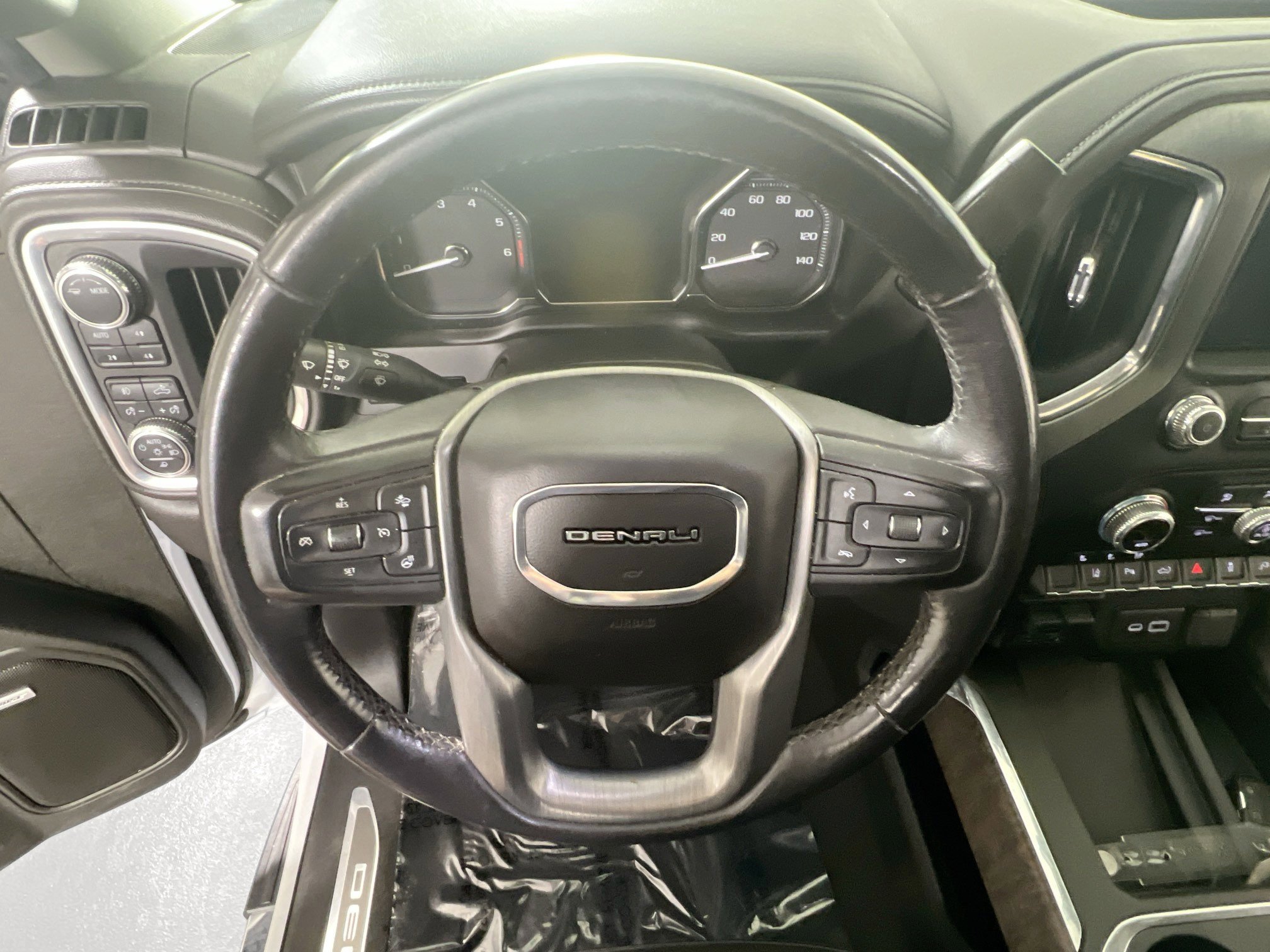 Used 2022 GMC Sierra 2500 Denali w/ Denali Ultimate Package image 11