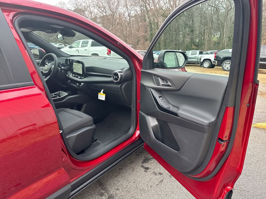 New 2026 Chevrolet Equinox LT image 30