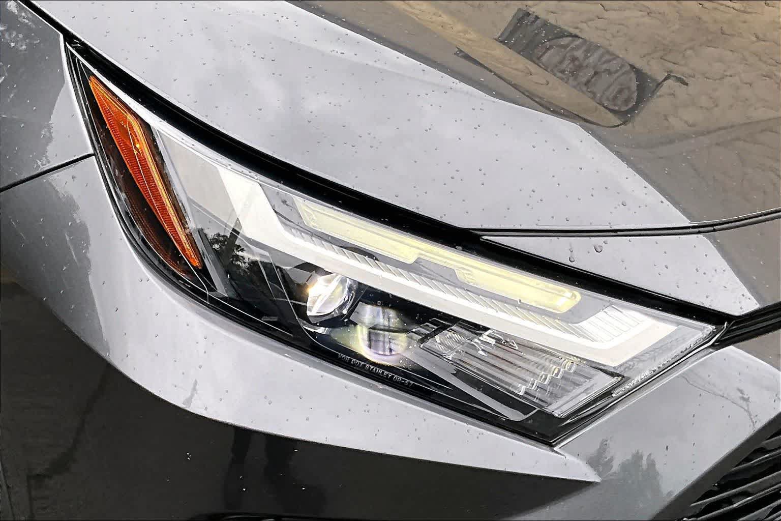 Certified 2023 Toyota RAV4 LE FWD image 28