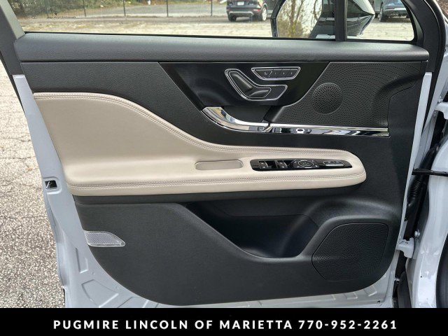 New 2026 Lincoln Corsair Premiere image 10