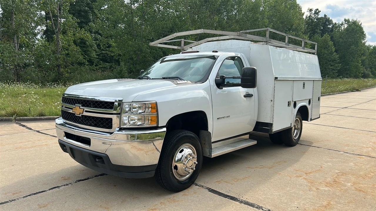 Used 2011 Chevrolet Silverado 3500 W/T RWD image 22