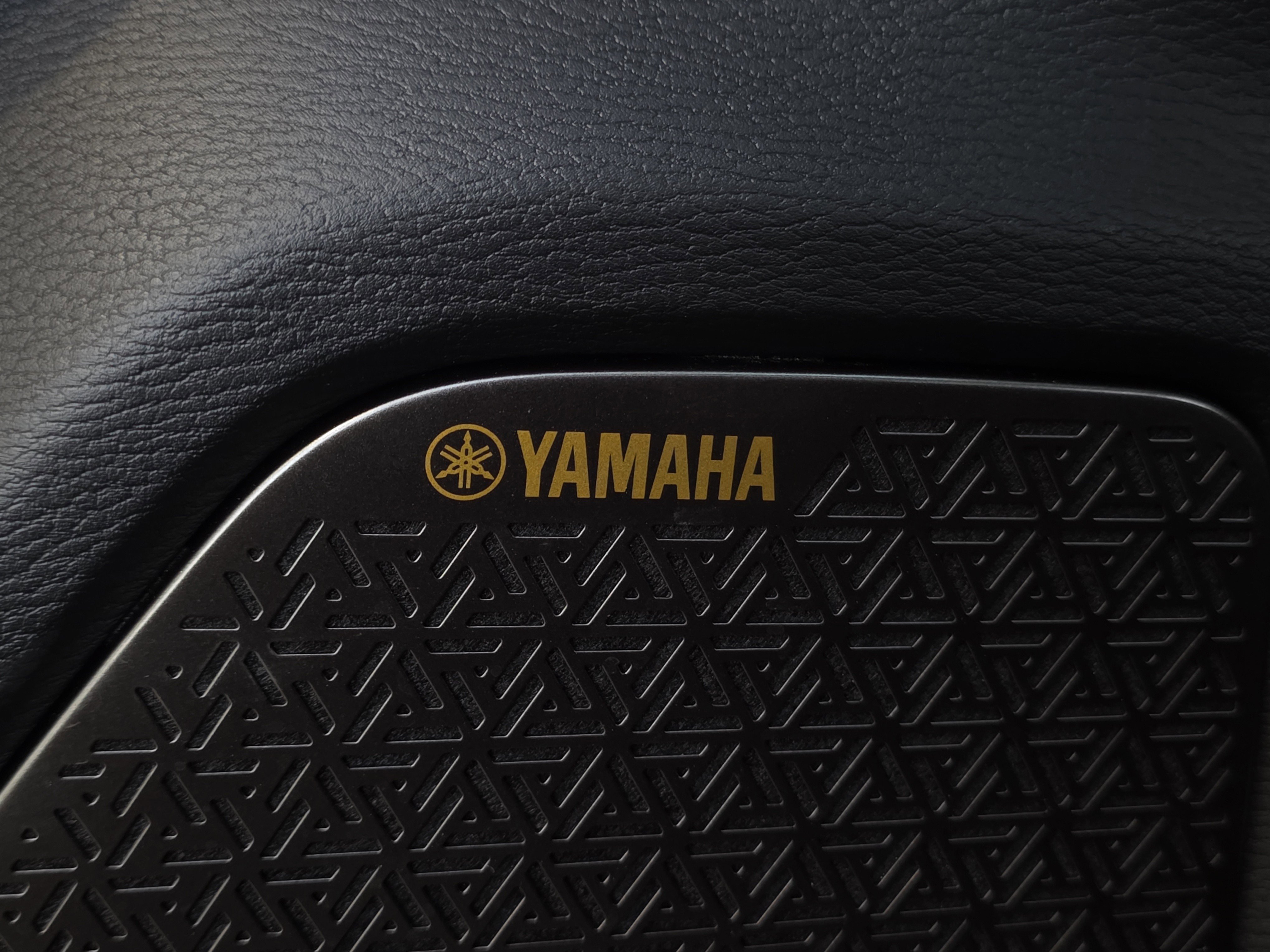 New 2025 Mitsubishi Outlander SE image 8