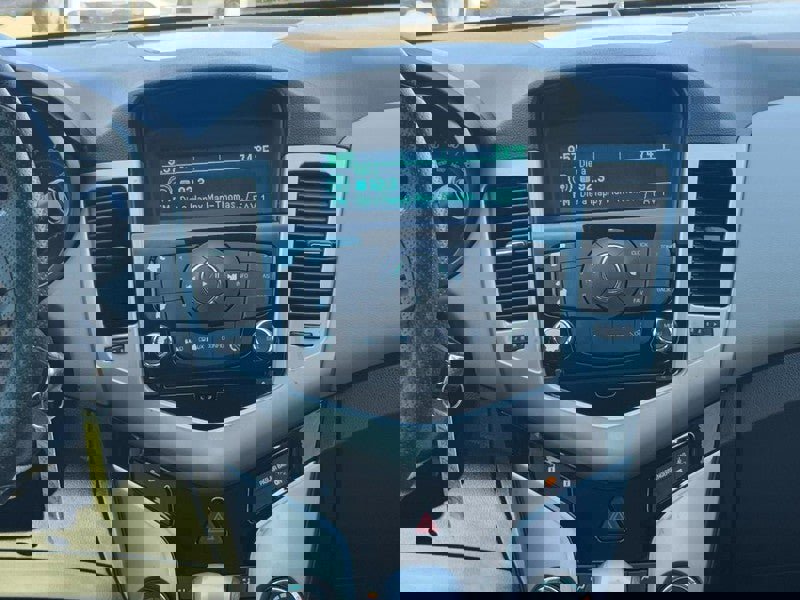 Used 2014 Chevrolet Cruze LS image 13