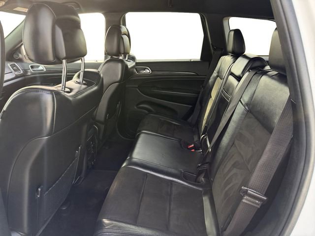 Used 2019 Jeep Grand Cherokee Altitude image 16