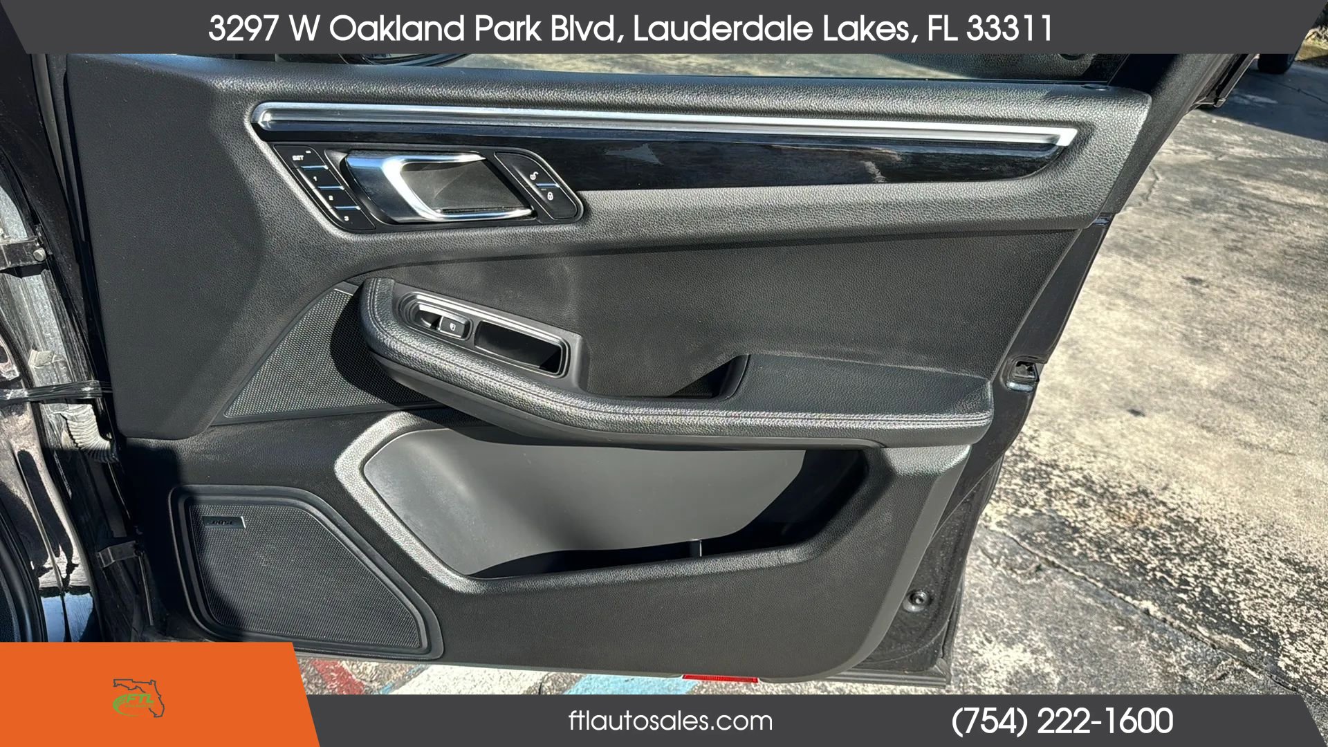 Used 2017 Porsche Macan S AWD/4WD image 38