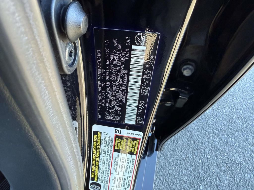 Used 2020 Lexus ES 300h w/ Accessory Package image 30