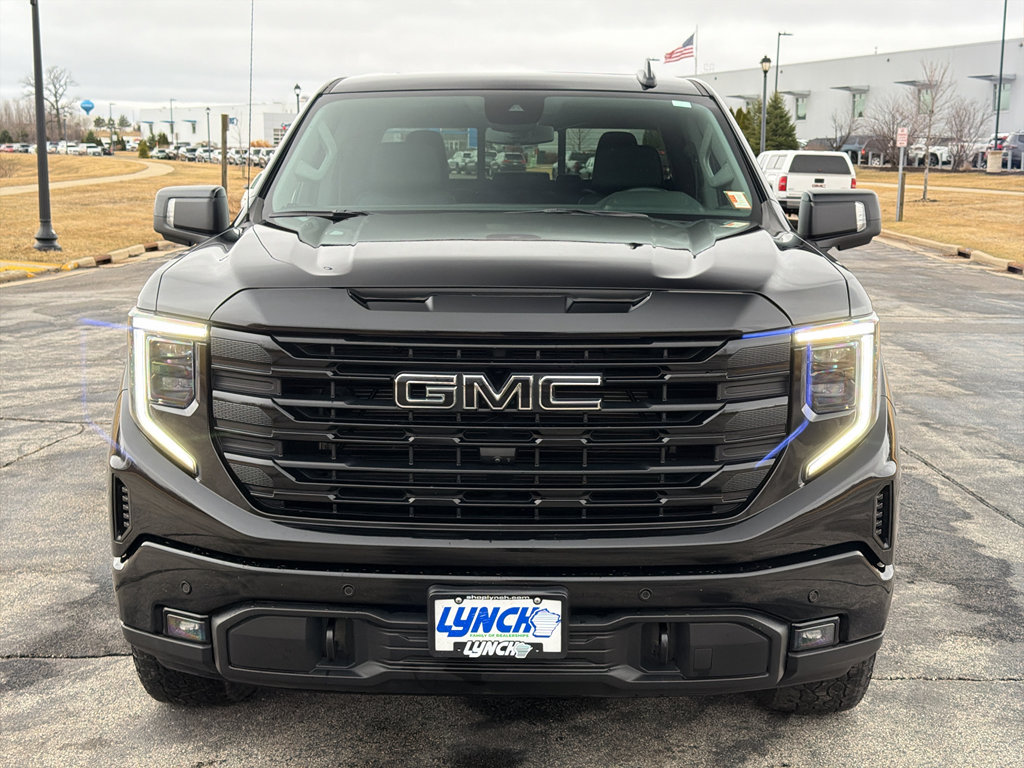 Used 2024 GMC Sierra 1500 Elevation w/ Elevation Premium Package image 8