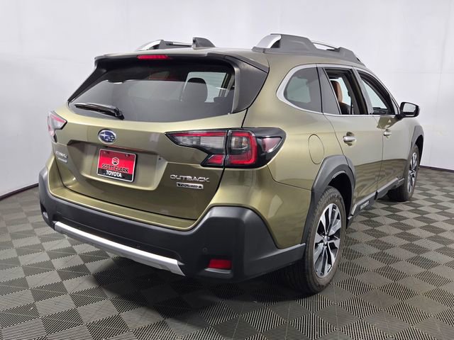 Used 2023 Subaru Outback Touring image 9