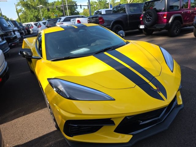 Used 2025 Chevrolet Corvette Stingray Preferred Cpe w/ Z51 Performance Package RWD image 13
