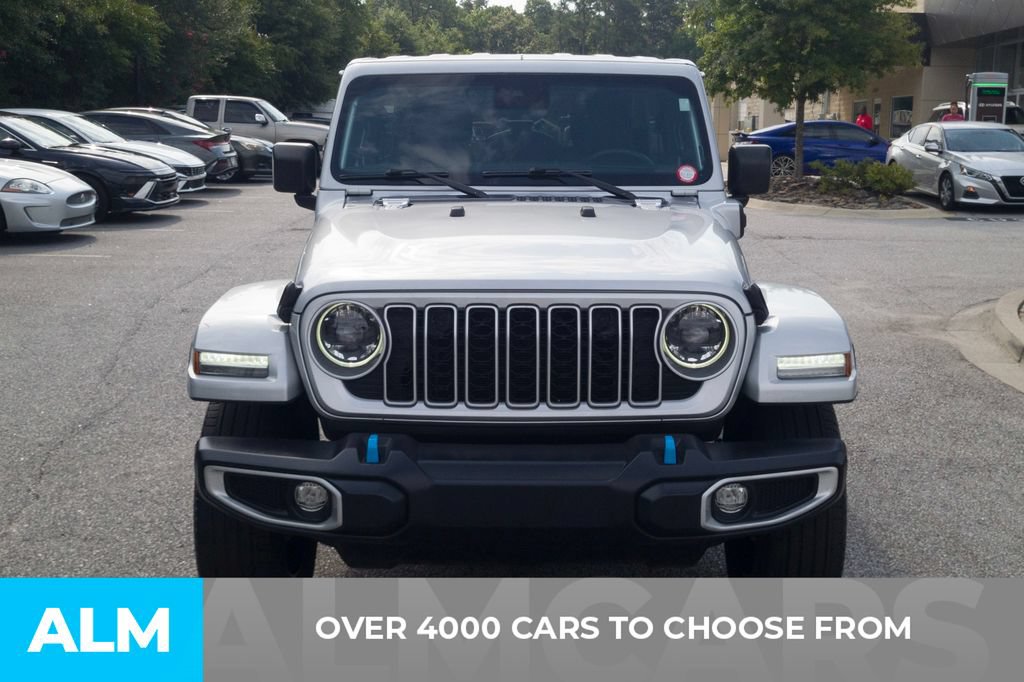 Used 2024 Jeep Wrangler Unlimited Sahara AWD/4WD image 2
