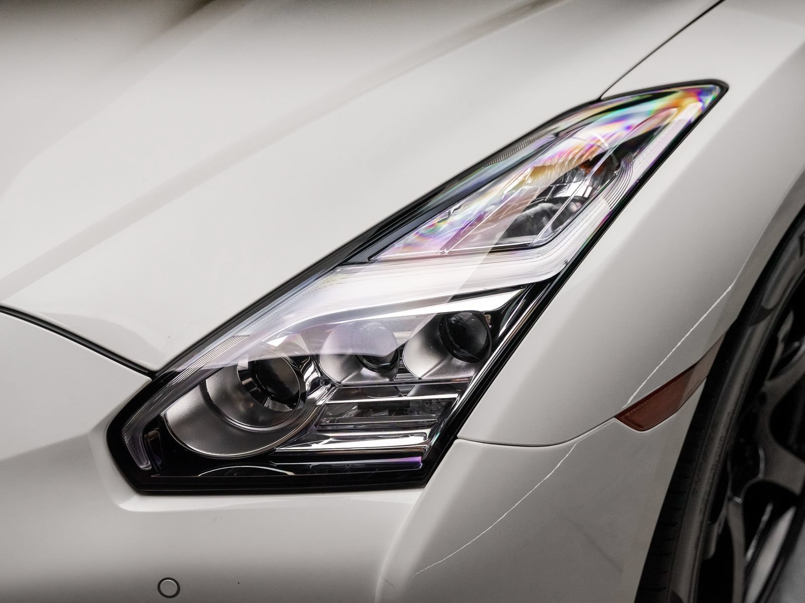 Used 2021 Nissan GT-R Premium AWD/4WD image 21