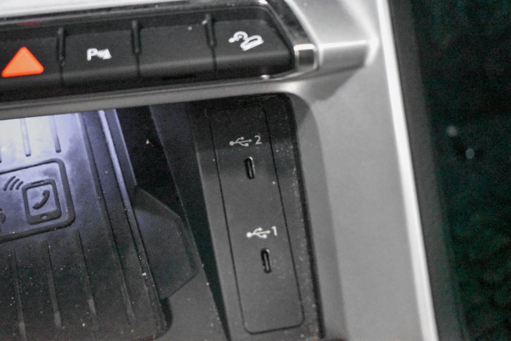 Used 2022 Audi Q3 2.0T Premium Plus w/ Premium Plus Package image 23