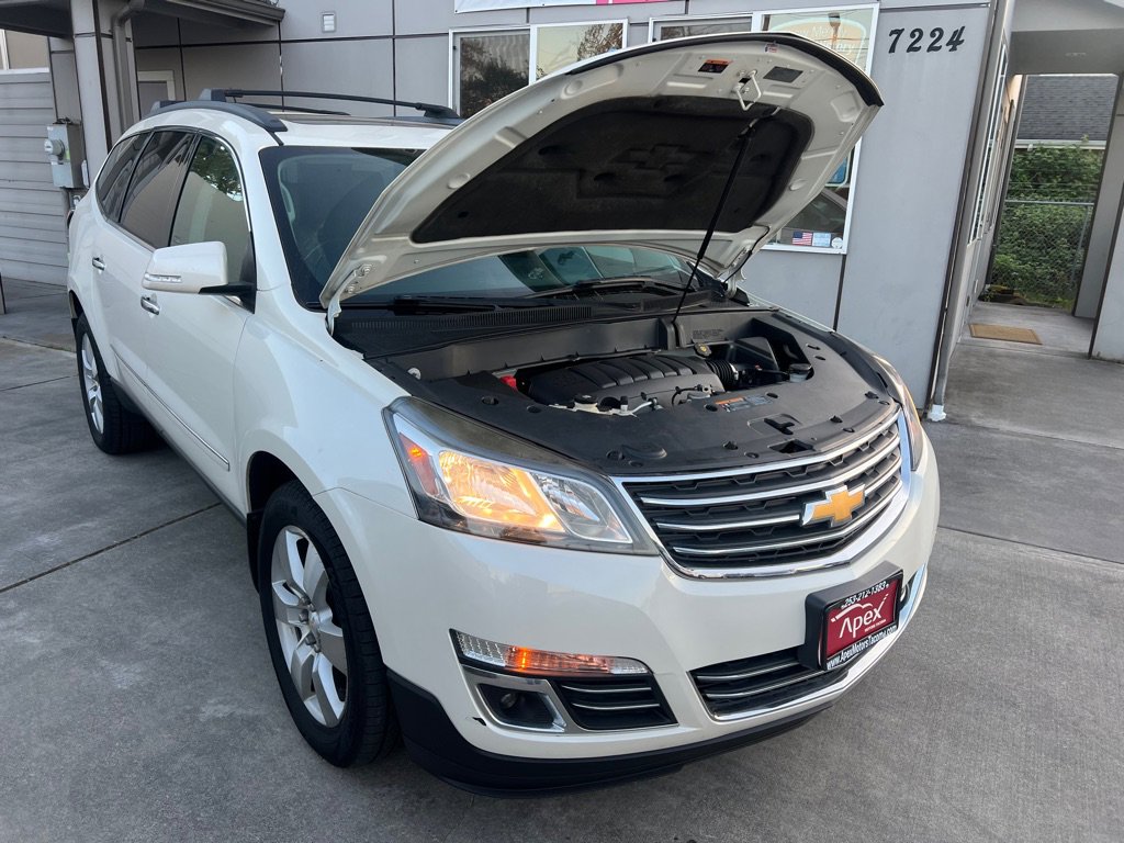 Used 2015 Chevrolet Traverse LTZ w/ LPO, 'HIT The Road' Package AWD/4WD image 24