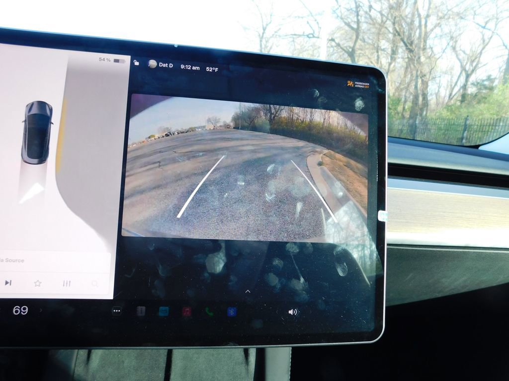 Used 2023 Tesla Model 3 Standard Range image 12