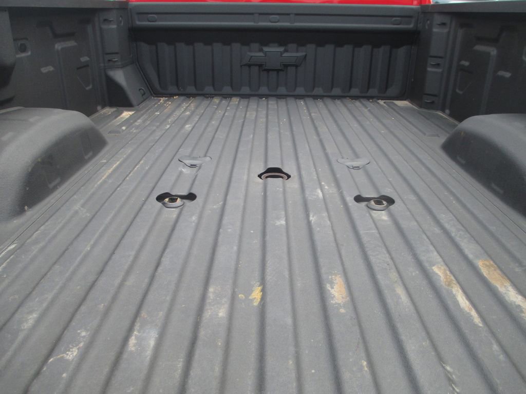 Used 2026 Chevrolet Silverado 3500 LT w/ All Star Edition AWD/4WD image 9