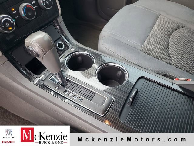 Used 2017 Chevrolet Traverse LT FWD image 19