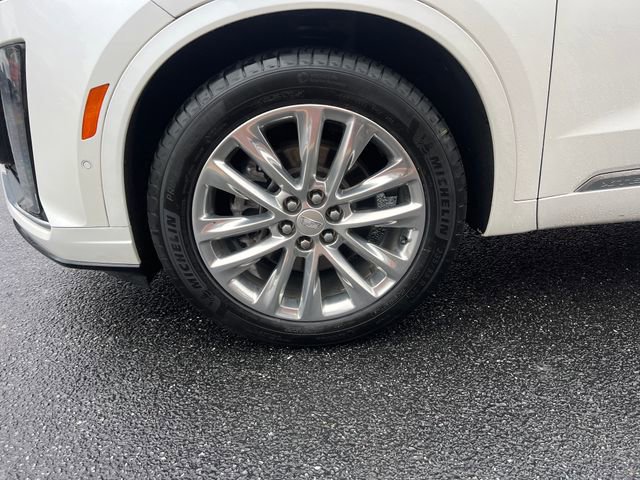 Used 2023 Cadillac XT6 Premium Luxury w/ Technology Package image 10