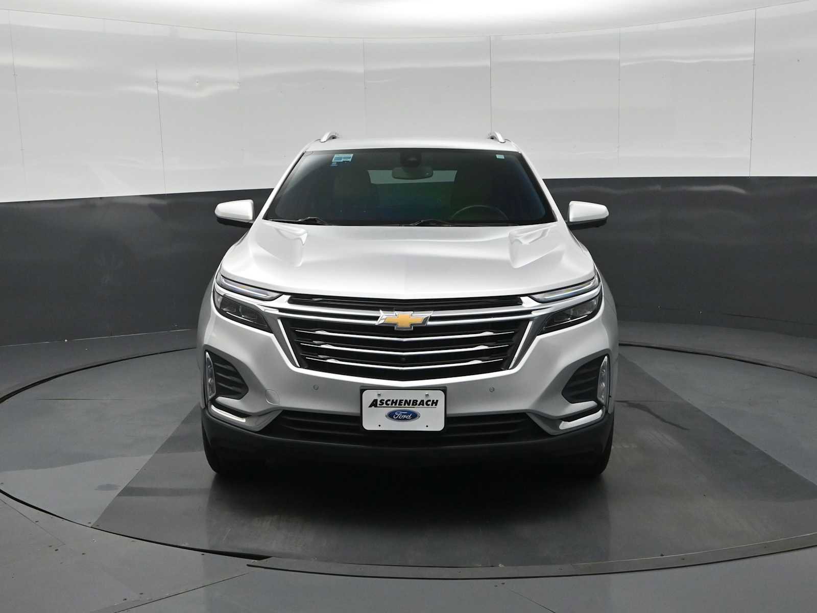 Used 2022 Chevrolet Equinox Premier AWD/4WD image 3