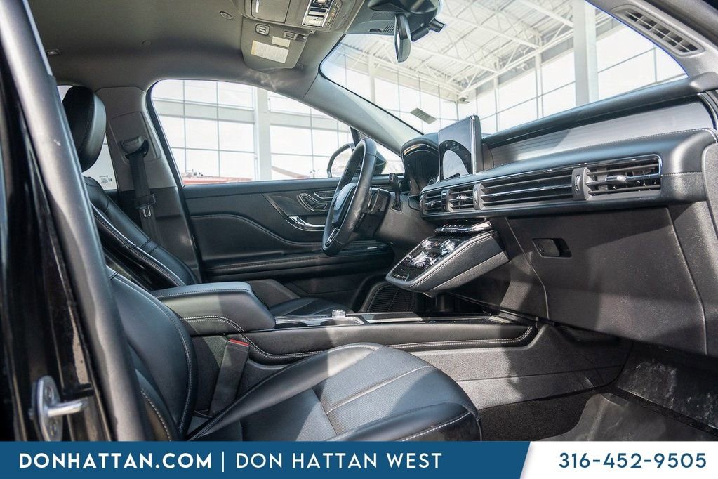 Used 2022 Lincoln Corsair AWD w/ Equipment Group 101A image 22