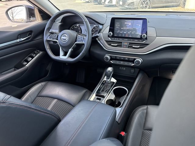 Certified 2025 Nissan Altima 2.5 SR image 24