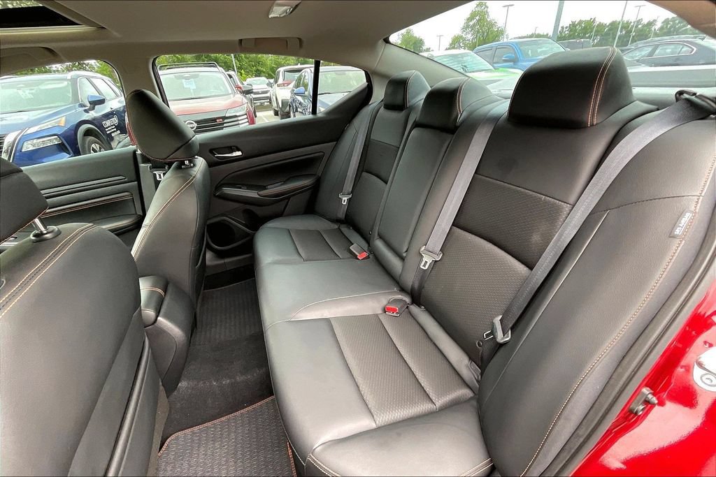 Used 2021 Nissan Altima 2.5 SR w/ SR Premium Package FWD image 35