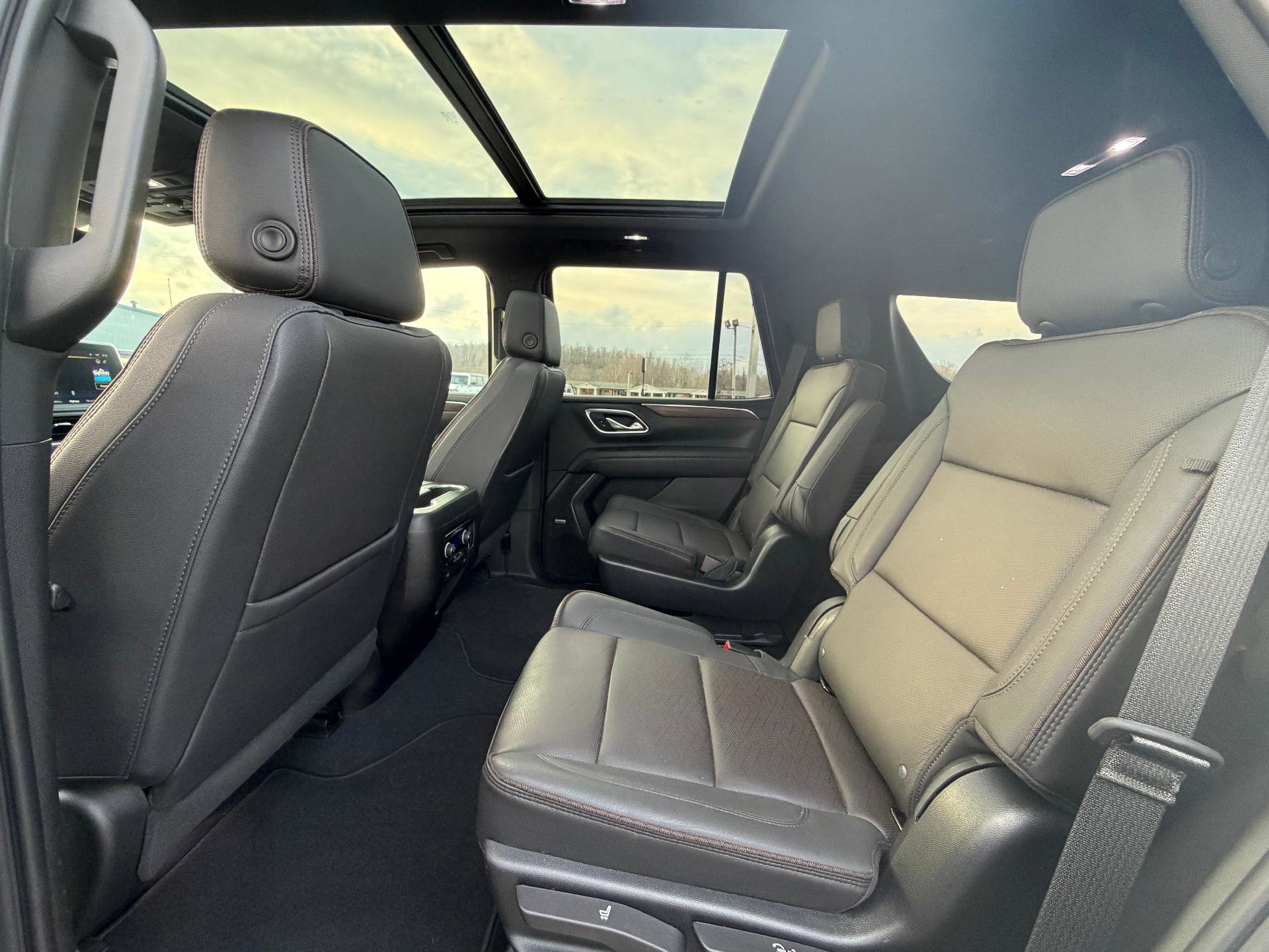 Used 2023 Chevrolet Tahoe High Country image 11