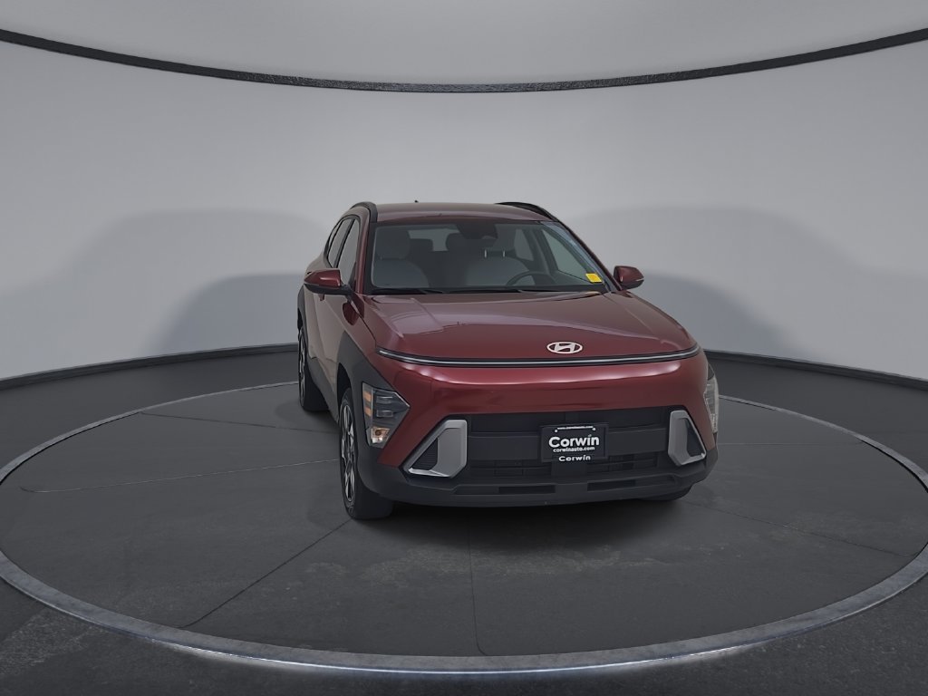 Used 2025 Hyundai Kona SEL AWD/4WD image 4
