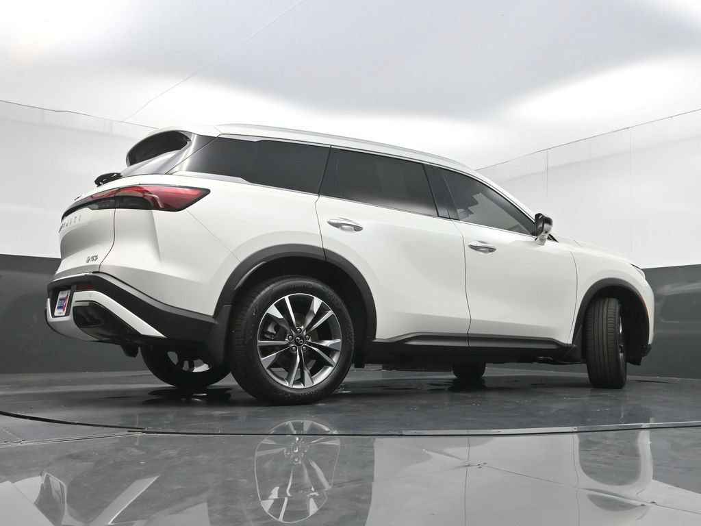 Used 2023 INFINITI QX60 Luxe w/ Cargo Package AWD/4WD image 34