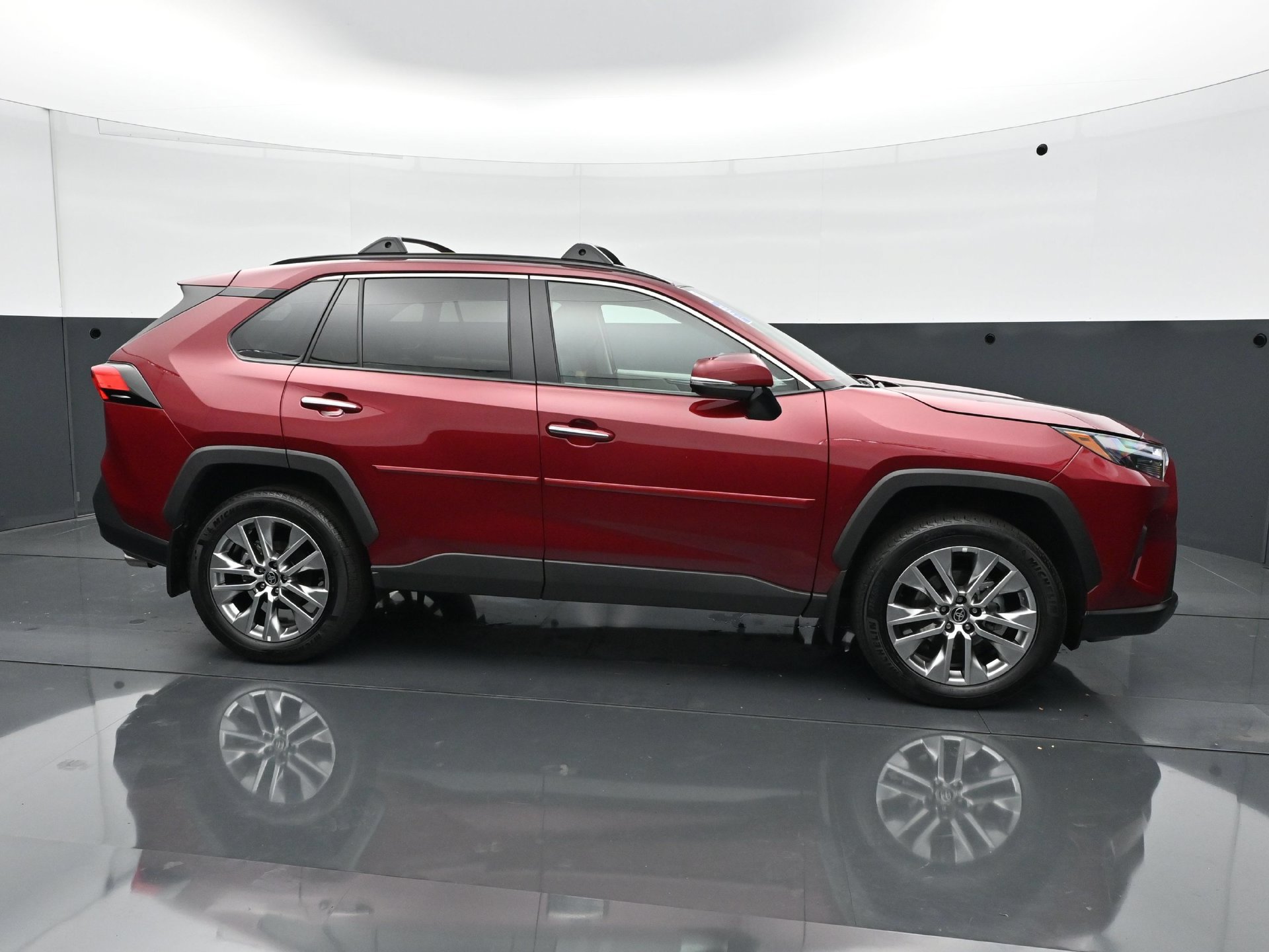 Used 2024 Toyota RAV4 Limited w/ Weather Package AWD/4WD image 7