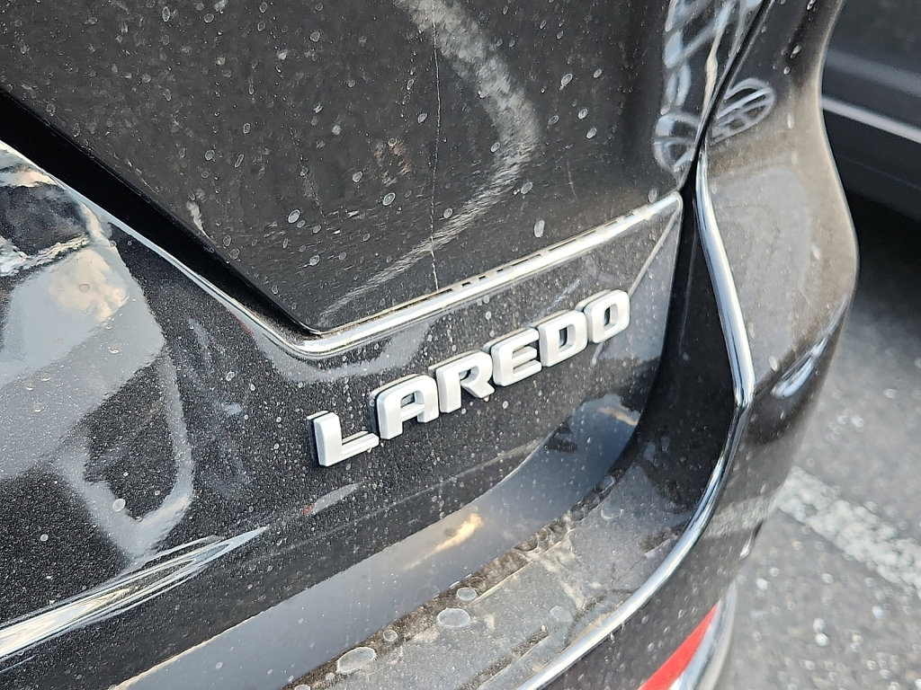 New 2025 Jeep Grand Cherokee Laredo X w/ Luxury Tech Group I image 5