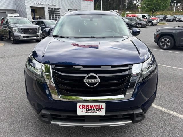 Certified 2025 Nissan Pathfinder SL AWD/4WD image 10