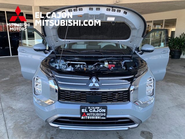 New 2025 Mitsubishi Outlander SEL image 29