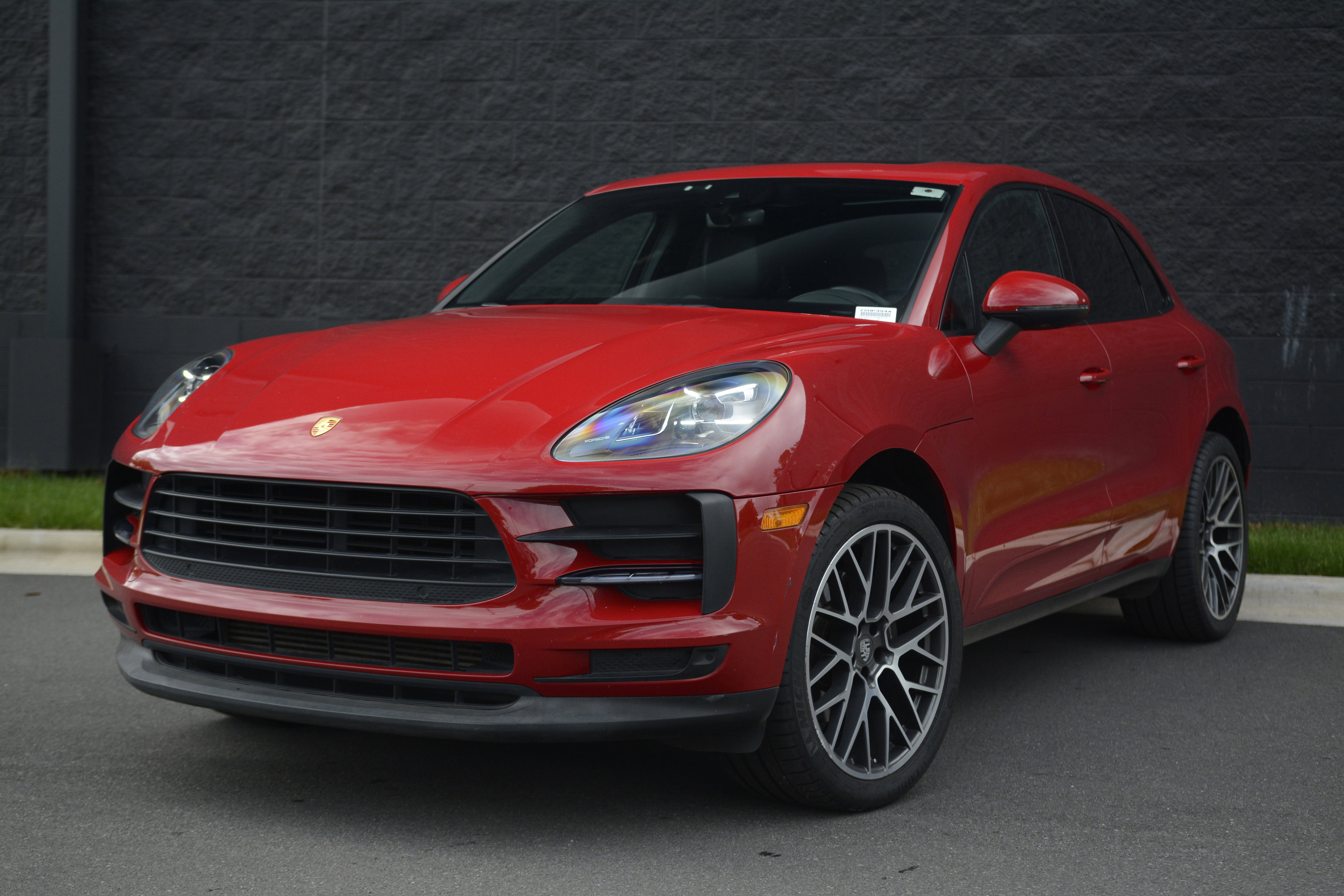 Certified 2020 Porsche Macan AWD/4WD image 43